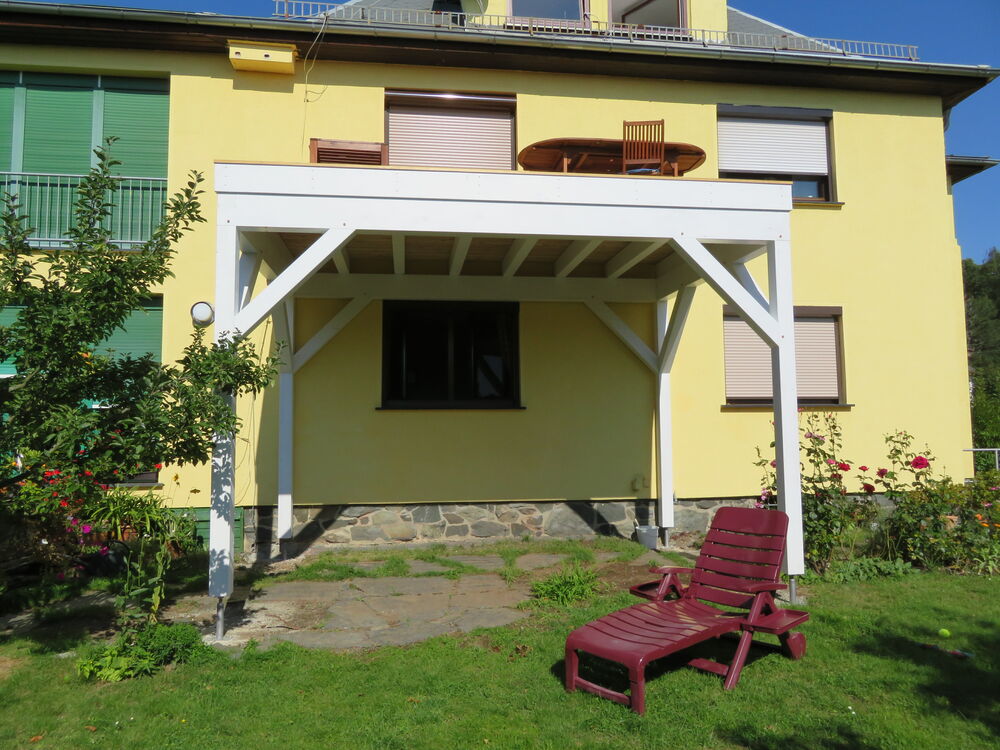 Balkon in weiß während Bauphase Balkon in weiß während Bauphase, Geländer als Glaselemente fehlen noch…