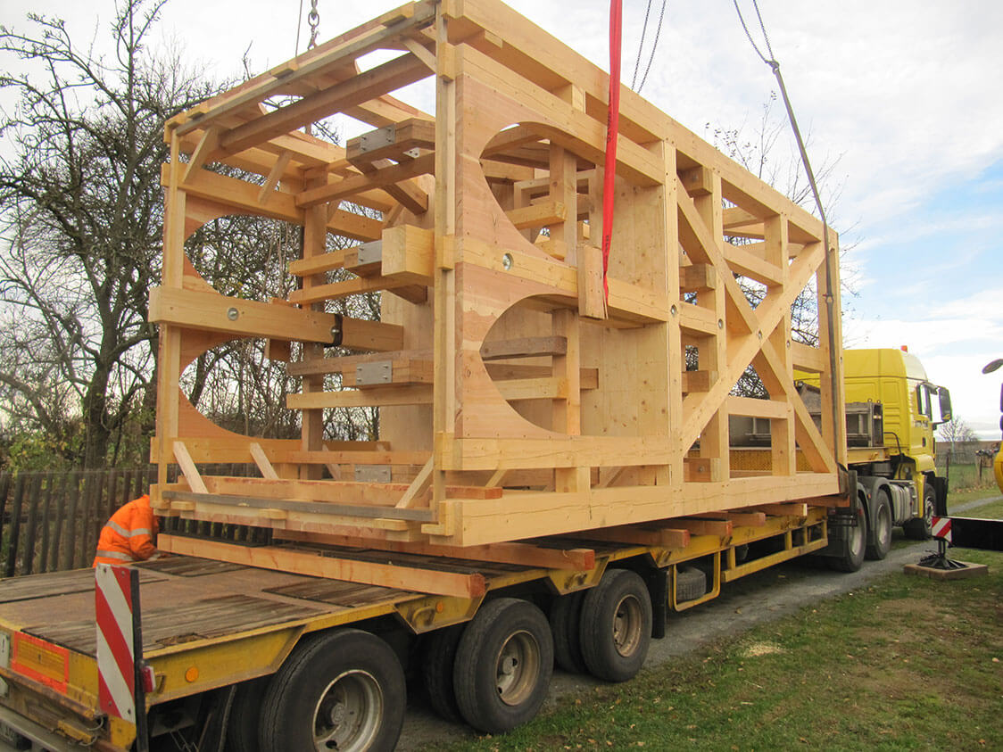 Schwertransport Turmschaft einer Kirche Schwertransport Turmschaft einer Kirche…