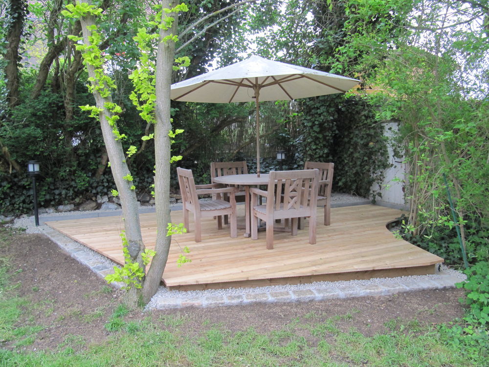 Terrasse mit Lärchenholzbelag&hellip;
