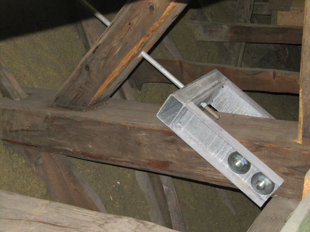 Zugstabsystem mit Sonderstahlbauteilen in historischen Dachtragwerk&hellip;